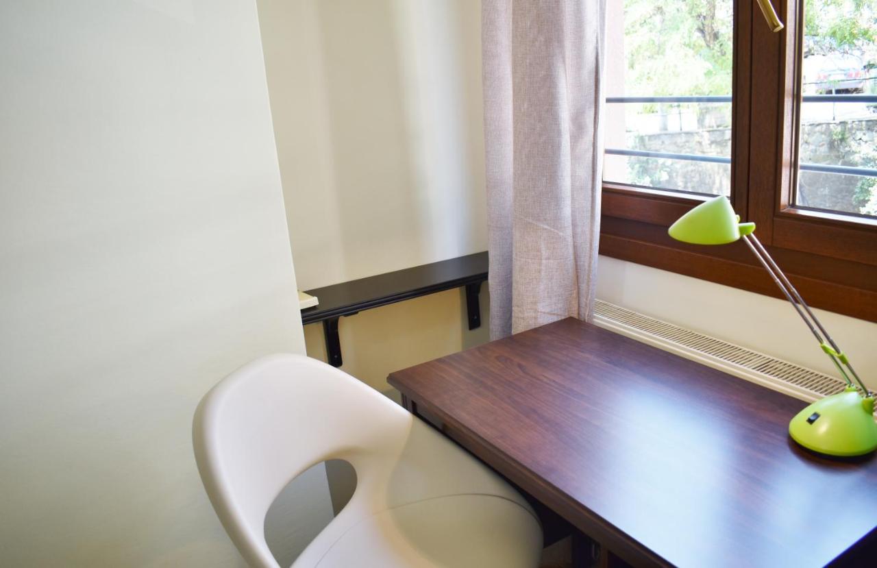 Kripis Studio Tesalonika Bagian luar foto