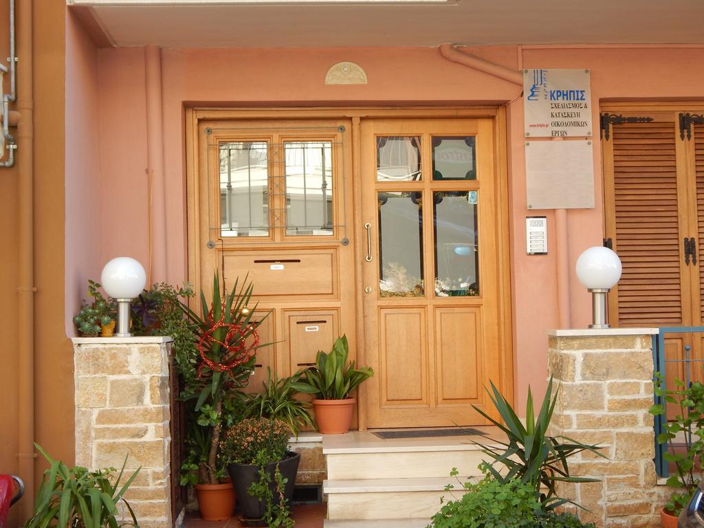 Kripis Studio Tesalonika Bagian luar foto