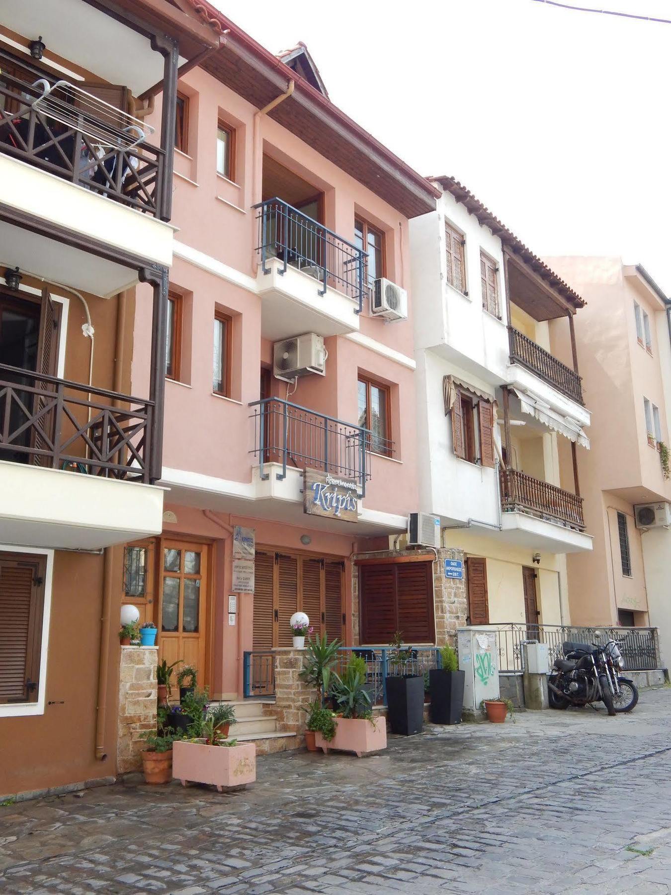 Kripis Studio Tesalonika Bagian luar foto