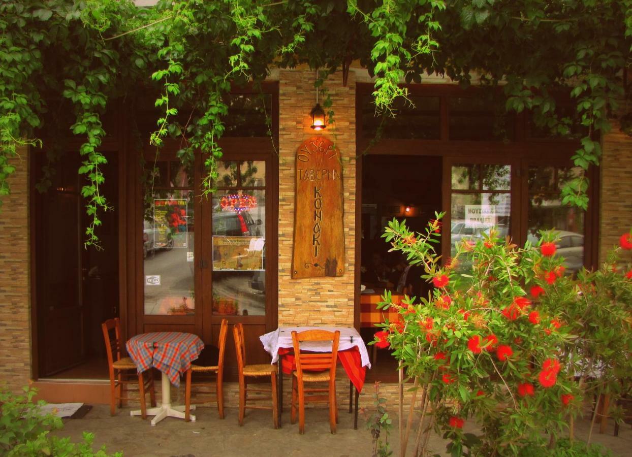 Kripis Studio Tesalonika Bagian luar foto